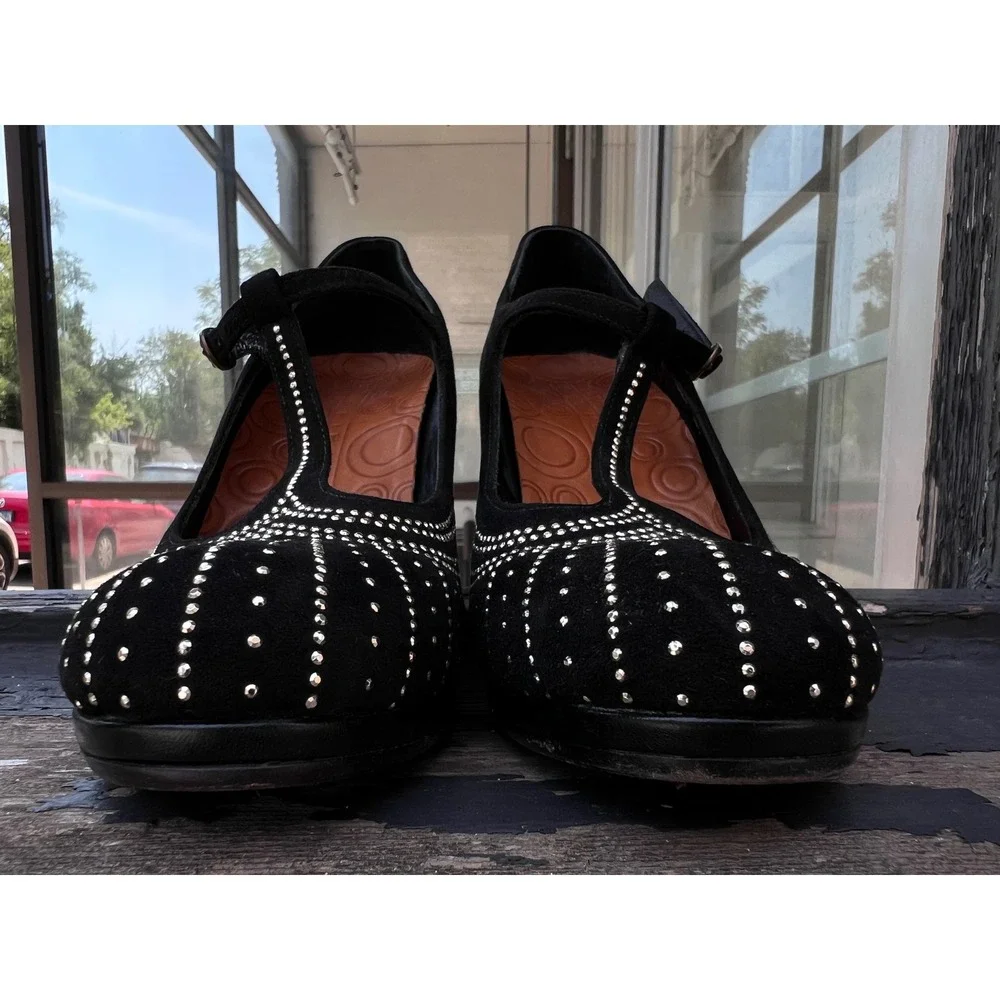 CHIE MIHARA Poison Studded Black Suede T-Strap Mary Jane Pumps 38.5 LNWOT